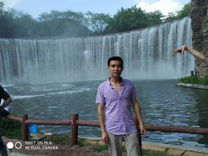 追梦人的第一张照片--广东认干亲服务网