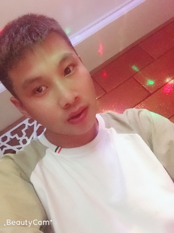 阿锋的第一张照片--广东认干亲服务网