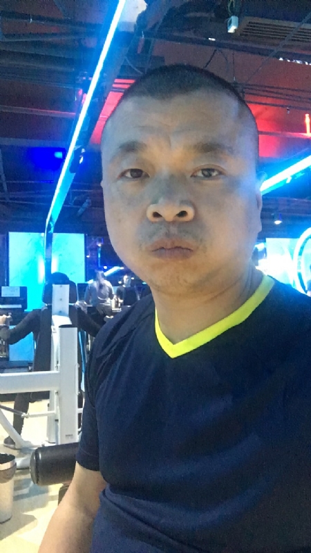 奋斗的第一张照片--广东认干亲服务网