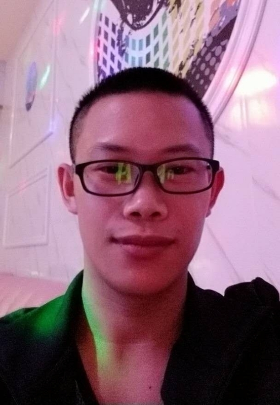 小海哥哥的第一张照片--广东认干亲服务网