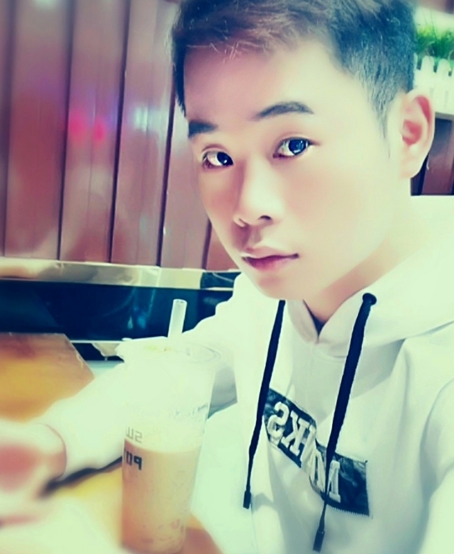 拔大萝卜的兔子的第一张照片--广东认干亲服务网