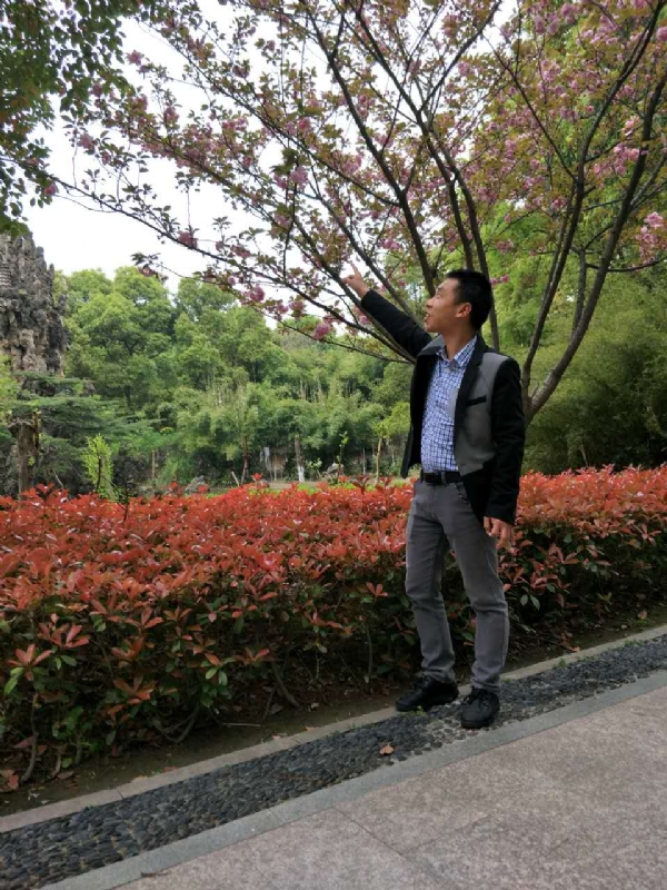 坦诚的第一张照片--广东认干亲服务网