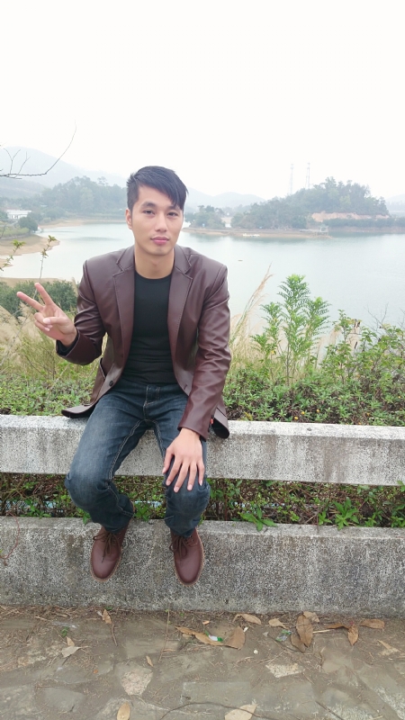 达尔的第一张照片--广东认干亲服务网