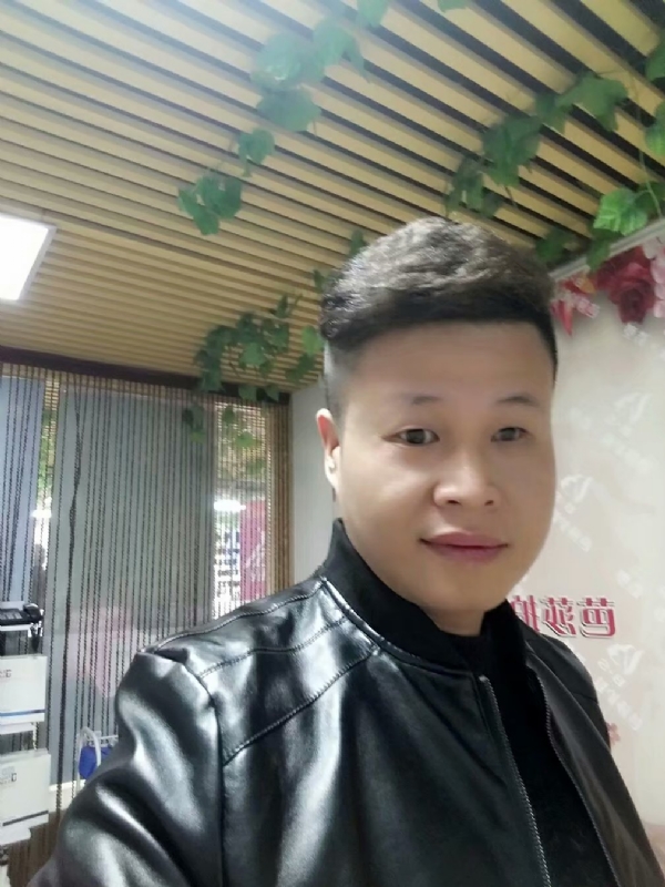 萧郎的第一张照片--广东认干亲服务网