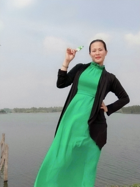 李梅的第二张照片--广东认干亲服务网