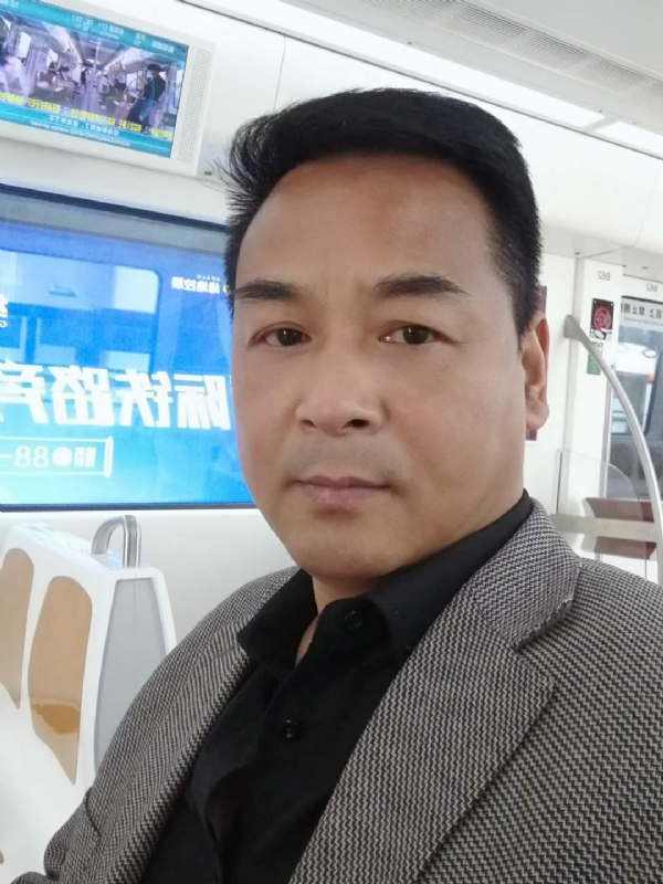 雪豹的第二张照片--广东认干亲服务网