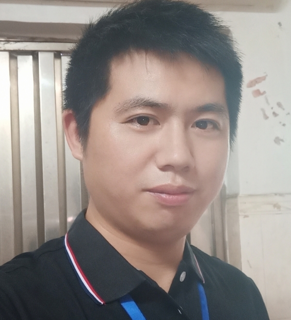 单身奶爸的第一张照片--广东认干亲服务网