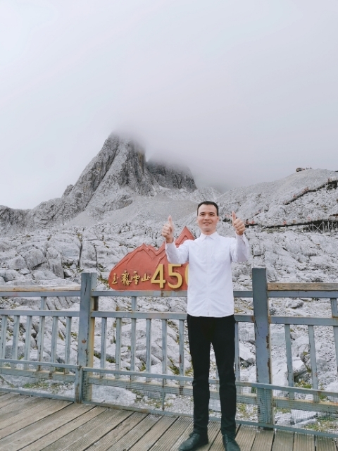 灰太狼的第一张照片--广东认干亲服务网