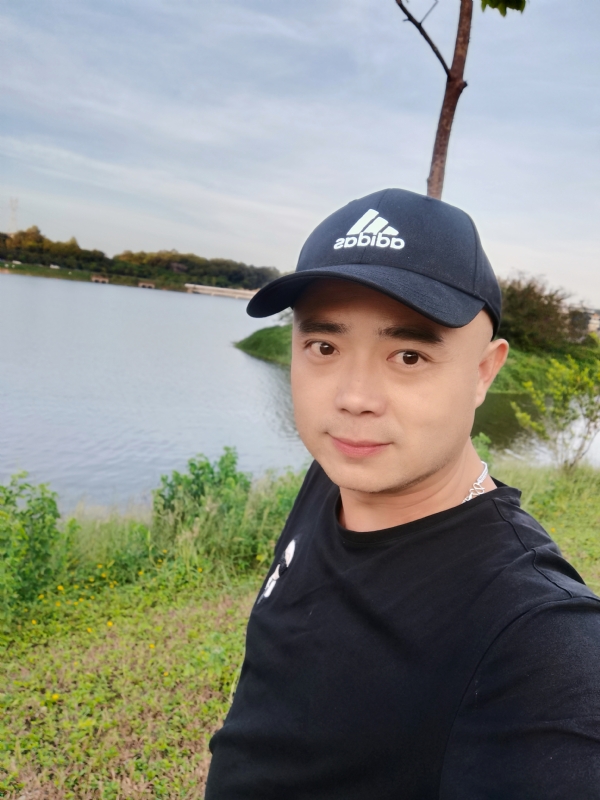 石头哥的第一张照片--广东认干亲服务网