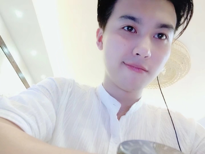 皮特王的第一张照片--广东认干亲服务网