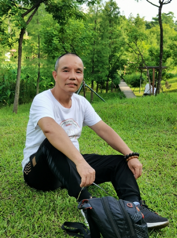 稳重大方的第二张照片--广东认干亲服务网