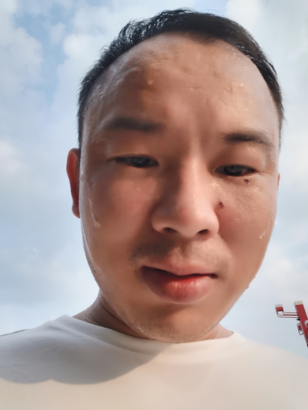 唐老鸭的第一张照片--广东认干亲服务网