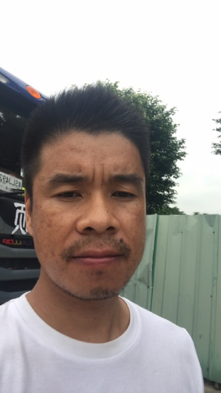 奔跑的蜗牛的第一张照片--广东认干亲服务网