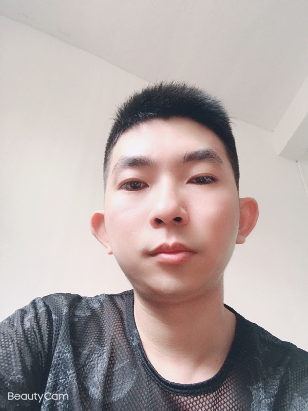 诚恳的第一张照片--广东认干亲服务网