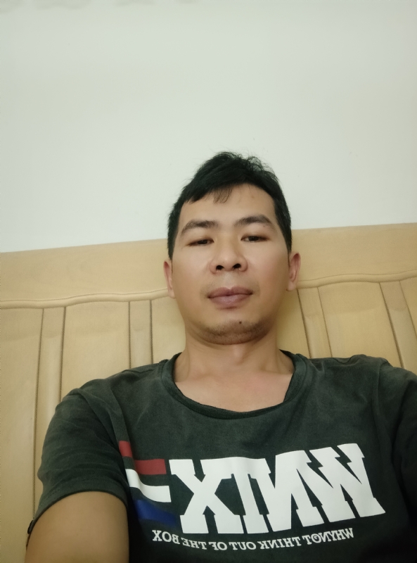 小伙子的第四张照片--广东认干亲服务网