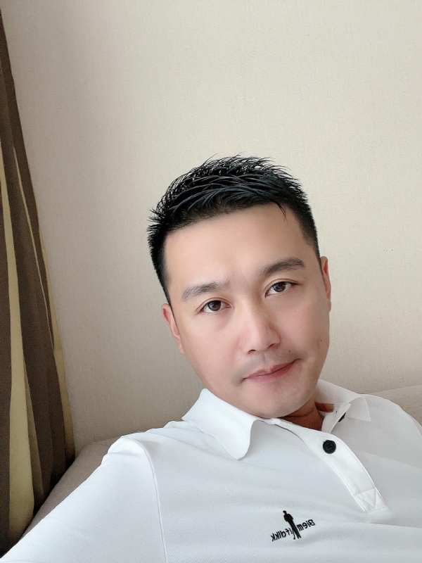 笑望人非的第一张照片--广东认干亲服务网