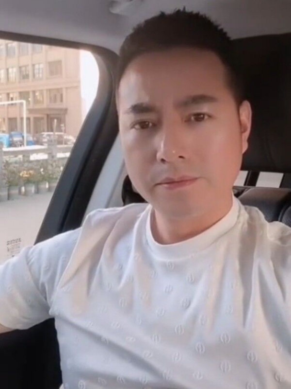 勿忘初心的第一张照片--广东认干亲服务网