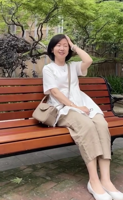 千年老母猪的第五张照片--广东认干亲服务网