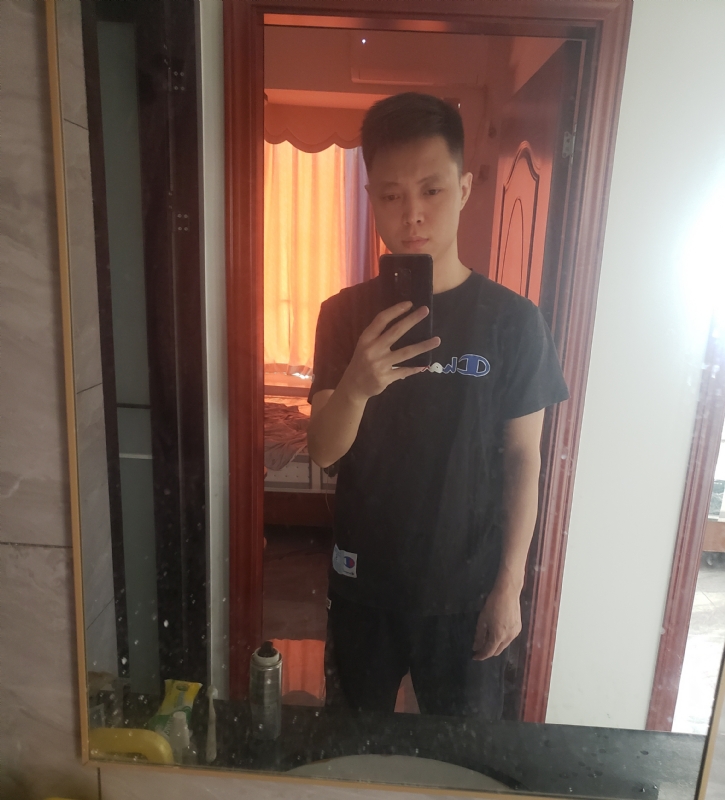 三横一竖的王的第一张照片--广东认干亲服务网