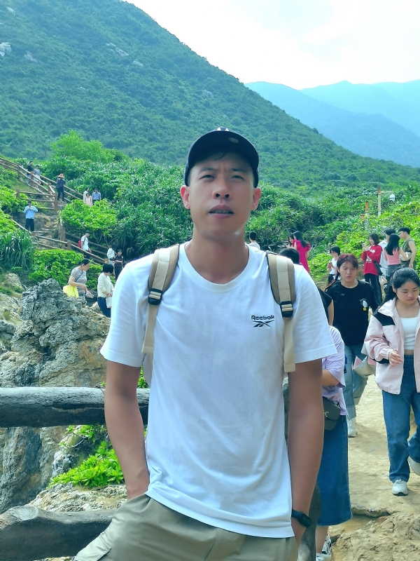 吴生的第二张照片--广东认干亲服务网