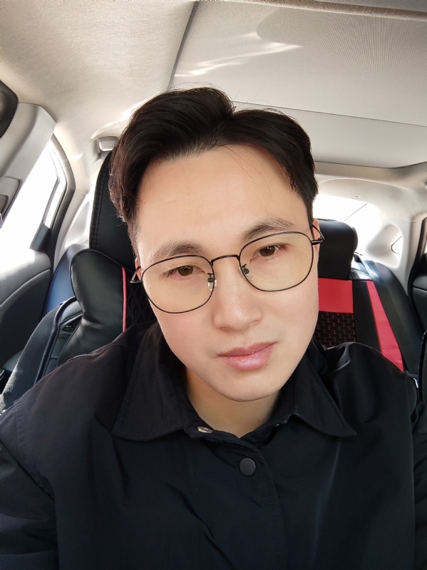 沉默先绅的第一张照片--广东认干亲服务网