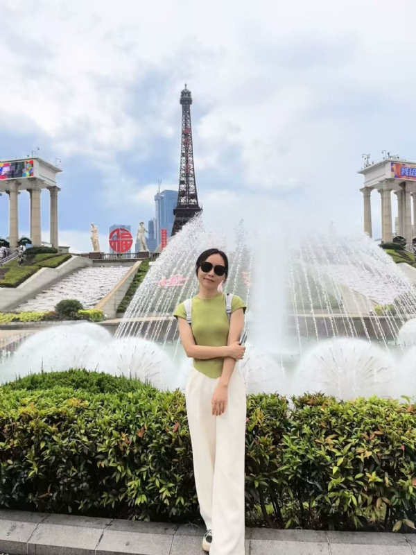 秋风落叶的第一张照片--广东认干亲服务网